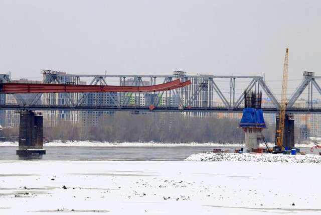 Строительства мостов через Шексну в Череповце и через Обь в Новосибирске