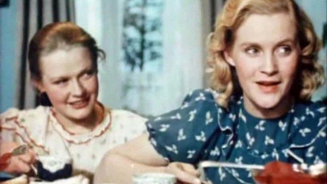 Нина Гребешкова: мечтала быть учительницей, отказала лётчику и сама чинила «Жигули»
