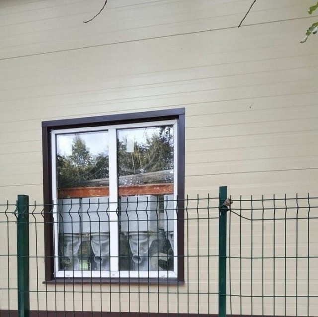 Уфф, показалось...