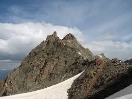 Два альпиниста погибли, сорвавшись со скалы в Кабардино-Балкарии