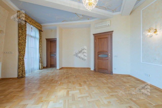 В Москве продается дом-яйцо