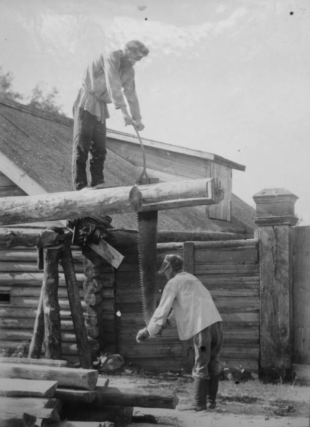 История в фотографиях