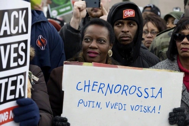 Нью-Йорк. Полиция давит протестующих.