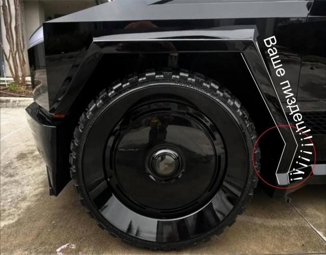 Кибертрак удивительный автомобиль. Можно сказать,  заготовка — любой тюнинг прикольнее заводского вида