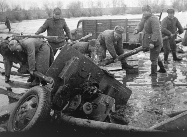 Великая Отечественная в фотографиях - 18