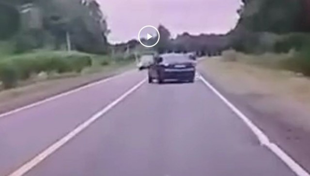 *БАЯН*Выбоина спровоцировала смертельную аварию с годовалым ребенком в Ивановской области