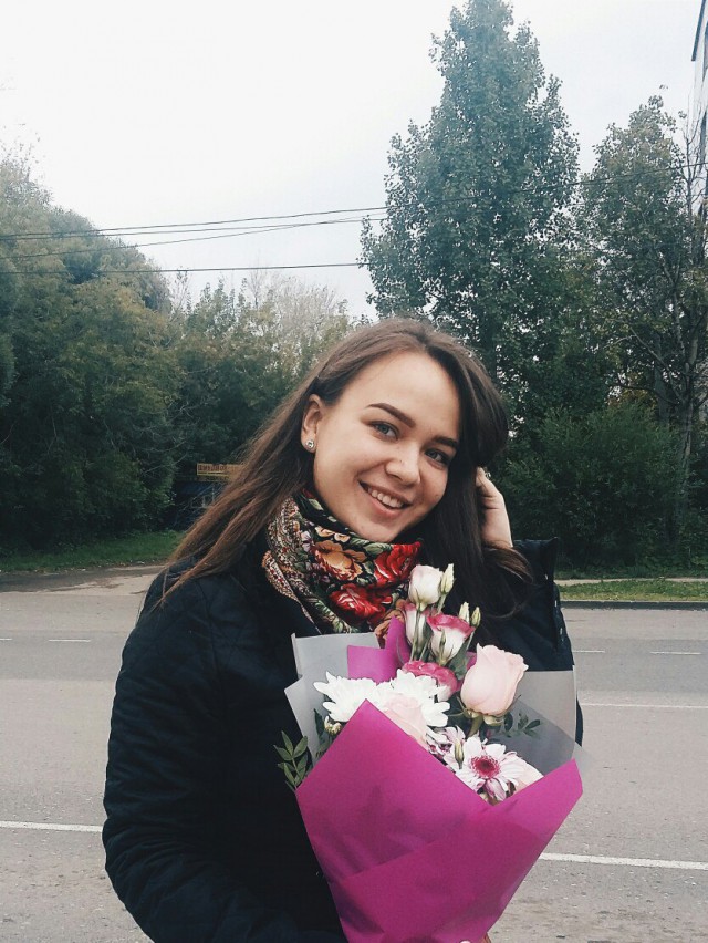 Девушки на улицах