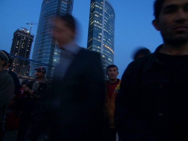 Они строят башню Федерация в Москва-Сити