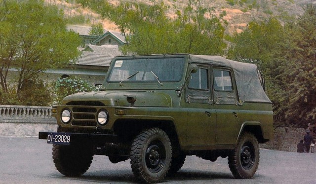 Китайский «УАЗик» обзавёлся двигателем на 211 л.с. Представлен BAW BJ212 Sniper с ценой чуть более 14 000 долларов