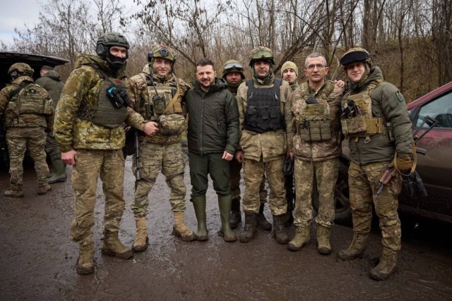 Зеленский приехал в село Работино
