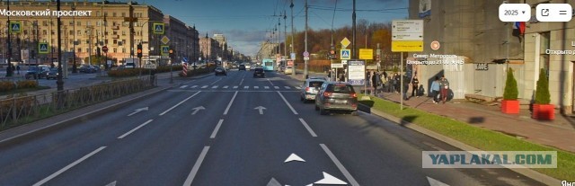 Мазда начала пересекать 8 полос + трамвайные пути на желтый (почти красный) сигнал светофора, но виноват БМВ ехавший на зеленый