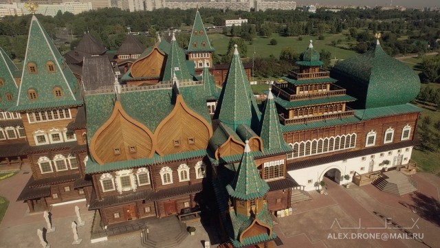 Над Москвой на квадрокоптере