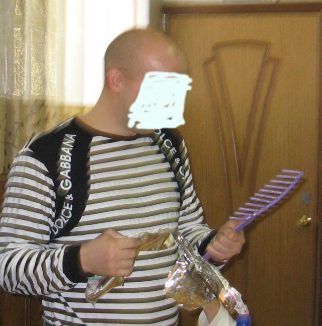 Сварщик-озорник из Китая создаёт бесполезные, но гениальные вещи, вызывающие восторг и кучу вопросов