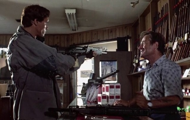 Оружейный магазин в США