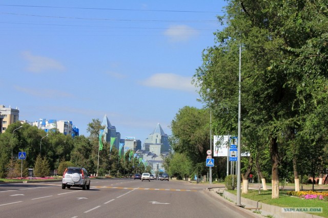Алматы 2011: город контрастов