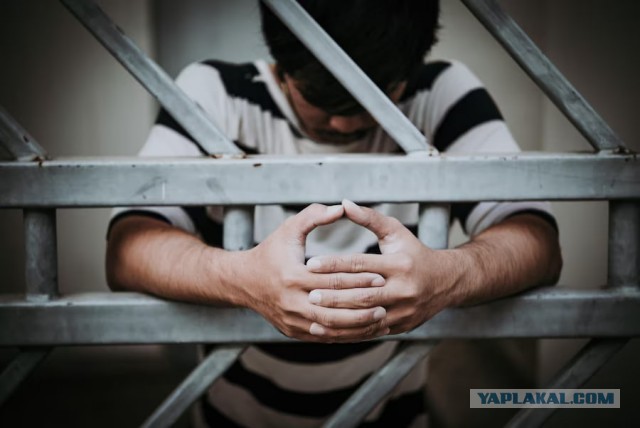 Уголовное дело возбудили в Серпухове: подростки избили мужчину