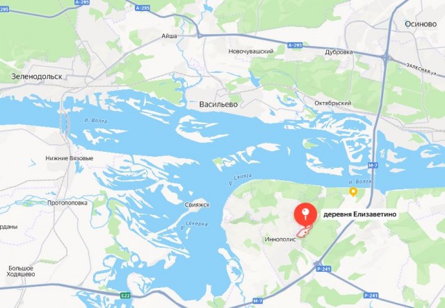Дальнобойщик из Белоруссии уже четвёртый день живёт под Иннополисом в КАБИНЕ ФУРЫ.