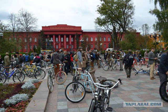 Киевский «Tweed Run» 2013