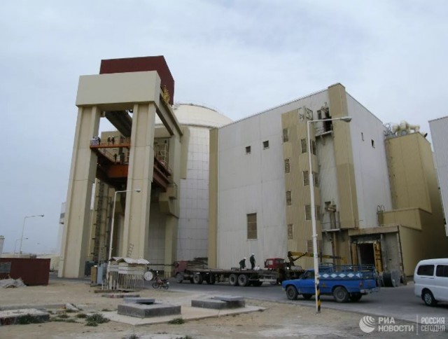 В Иране у АЭС "Бушер" произошли землетрясения магнитудой 4,9 и 4,5