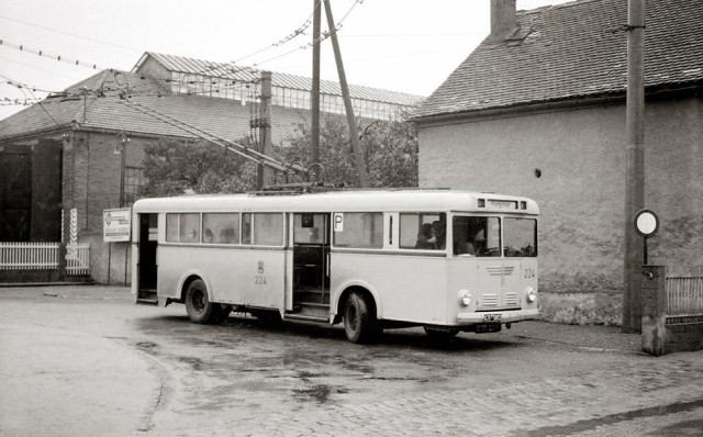 Игра на ЯПе: Угадай АВТО-7