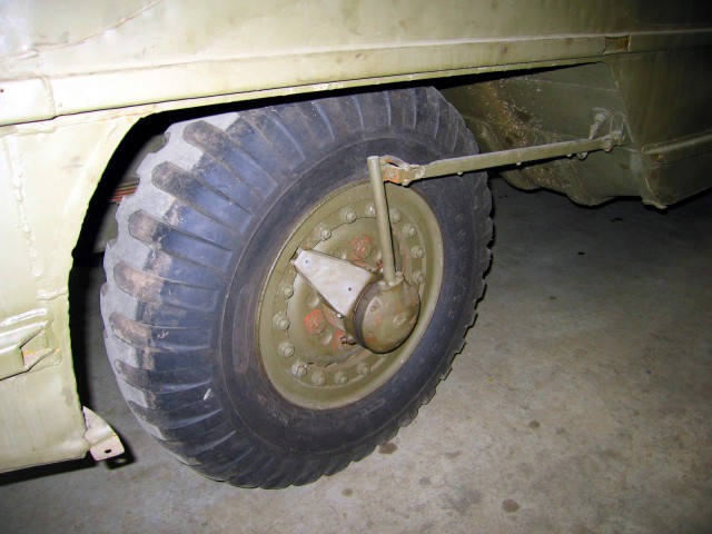 Выставка военных автомобилей. ПО "Ленрезерв", СПб.