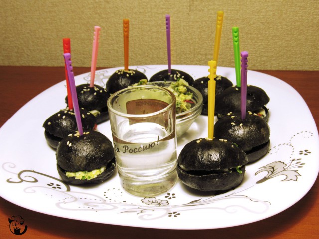 Фуршетный закусочный стол