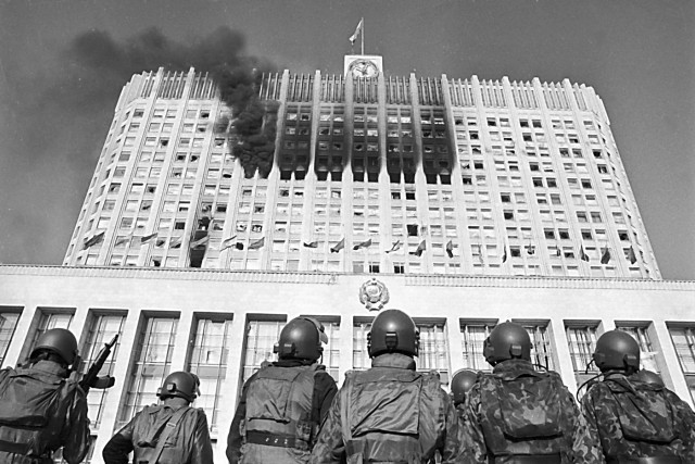 Правозащнитников встревожила ситуация в Юрге: из СИЗО выпустили опасного фигуранта.Злоумышленники вымогали деньги у военных