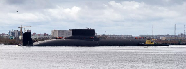 "Акулы из стали": подборка фото атомных подводных крейсеров проекта 941 "Акула"