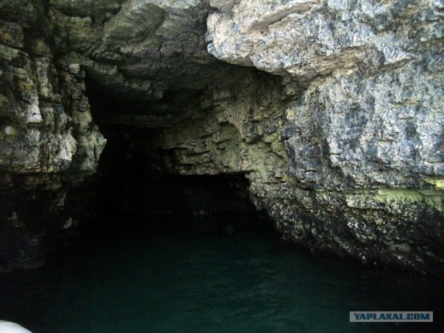 Мыс Тарханкут - самая западная точка Крыма.