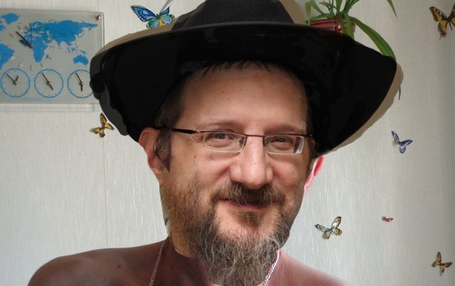 Помогите опознать ЯПовца!