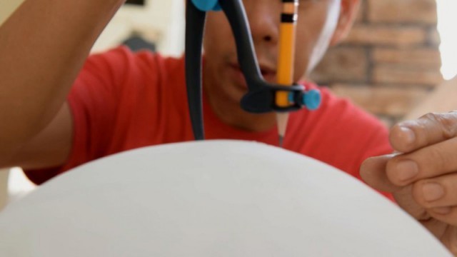 Филиппинский подросток собрал копию робота BB-8 из «Звездных войн»