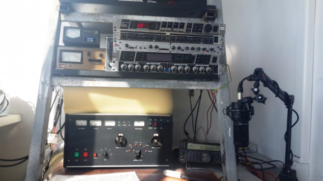 Купил приемник по случаю cougar 2200. Зацените