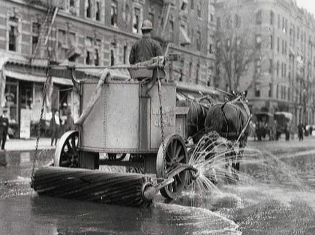 Редкие кадры и архивные снимки 06.12.23