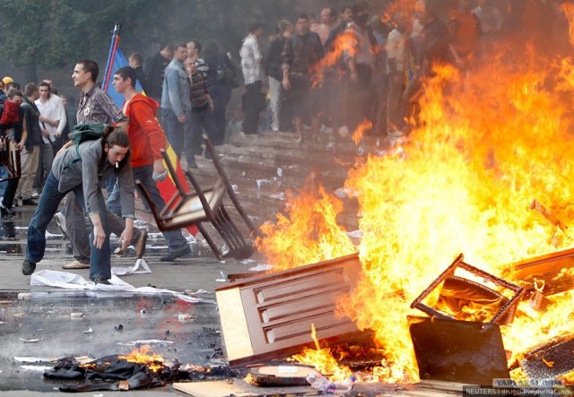 Студенты свергли коммунистов в Молдове?