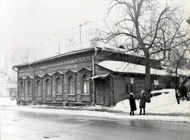 Москва и москвичи. Двадцатый век. 20.02.25
