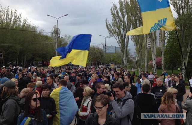 Марш правосеков в Донецке