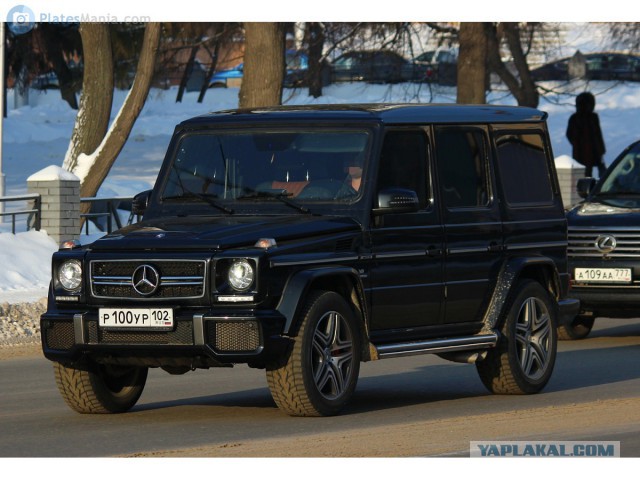 Чуваки на Porsche Cayenne и Гелике решили проучить девушку.