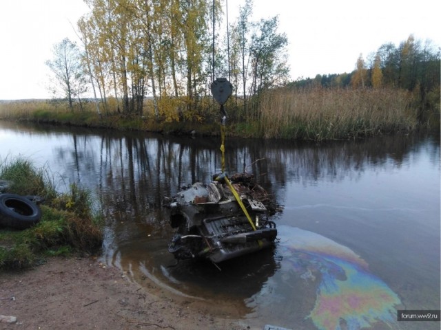 Поднятие самолёта ИЛ-2 со дня озеро Глубокое
