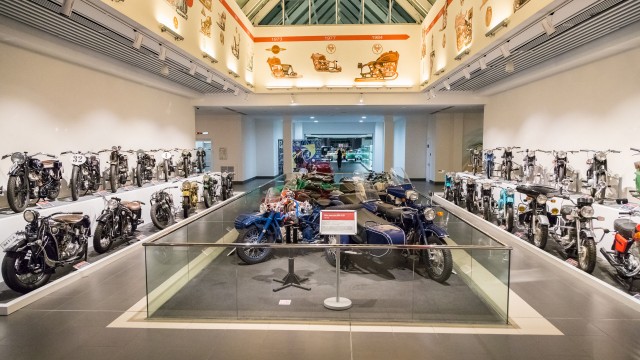 Крупнейший технический музей России в провинциальном городке, в котором ЯПлакал. Часть 1