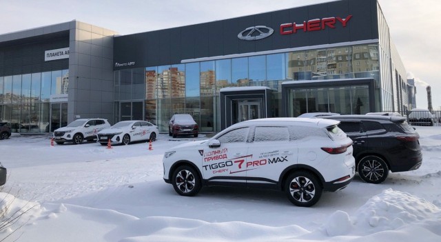 Подорожали даже «Лады». Утильсбор спровоцировал массовое переписывание прайс-листов