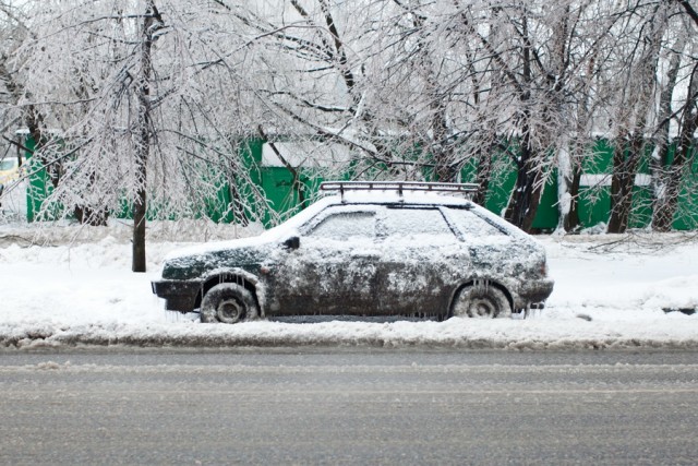 Лед на улицах Москвы