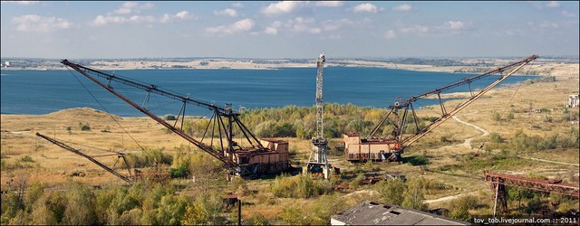 Шагающие экскаваторы на комбинате "Сірка"