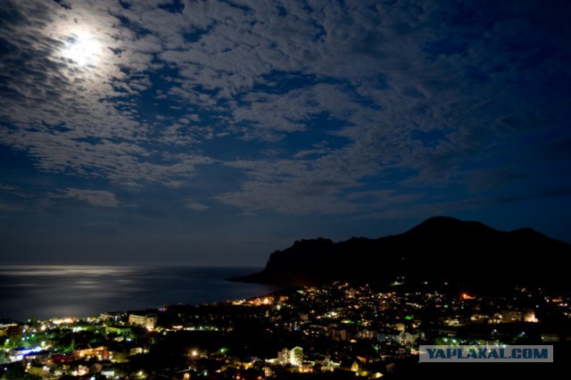 Самый старый в мире спящий вулкан. Карадаг