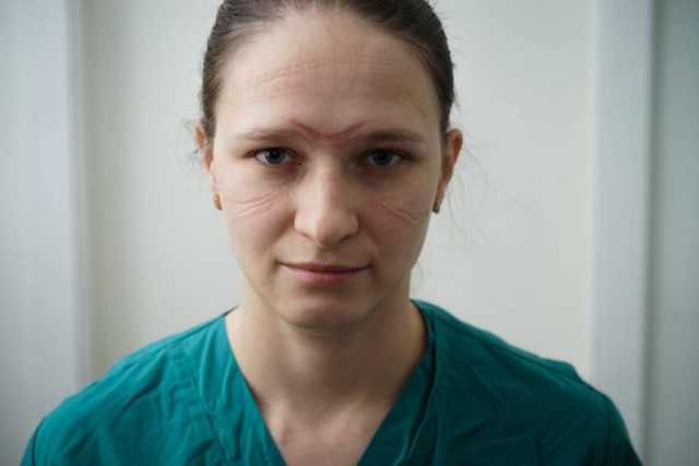 Врач красноярской больницы покинула «красную зону» спустя полгода