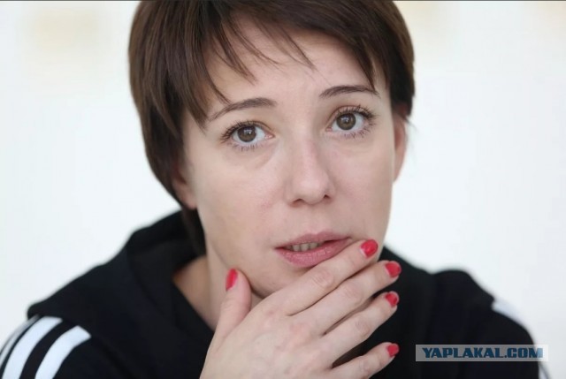 В Казани на детской площадке девочка ходила и пинала всех детей