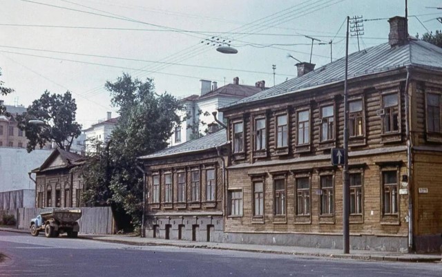 Москва и москвичи. Двадцатый век. 02.09.25