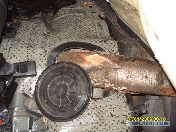 Машина ездит на дровах