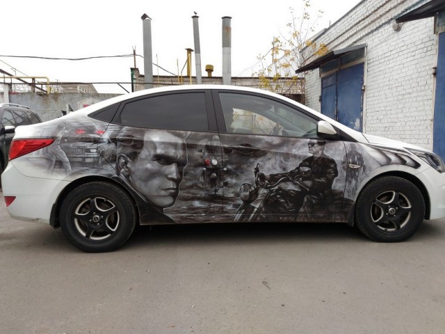 Аэрография Range Rover Evoque. Английская тема.