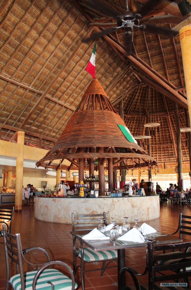 Поездка в Мексику (за деньги)