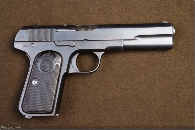 Пистолет Colt Model 1903 Pocket Hammerless - шедевр оружейной эстетики.